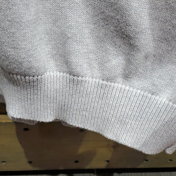 Women's Gray Sweater - Picture 5 of 7